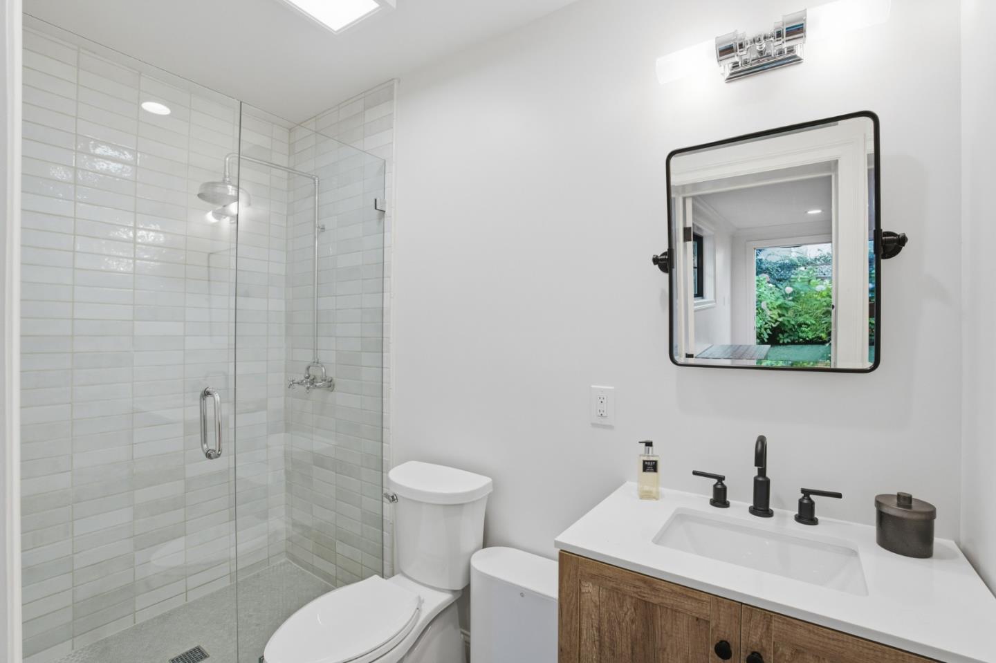 Detail Gallery Image 53 of 62 For 203 Santa Clara Ave, Redwood City,  CA 94061 - 3 Beds | 3 Baths