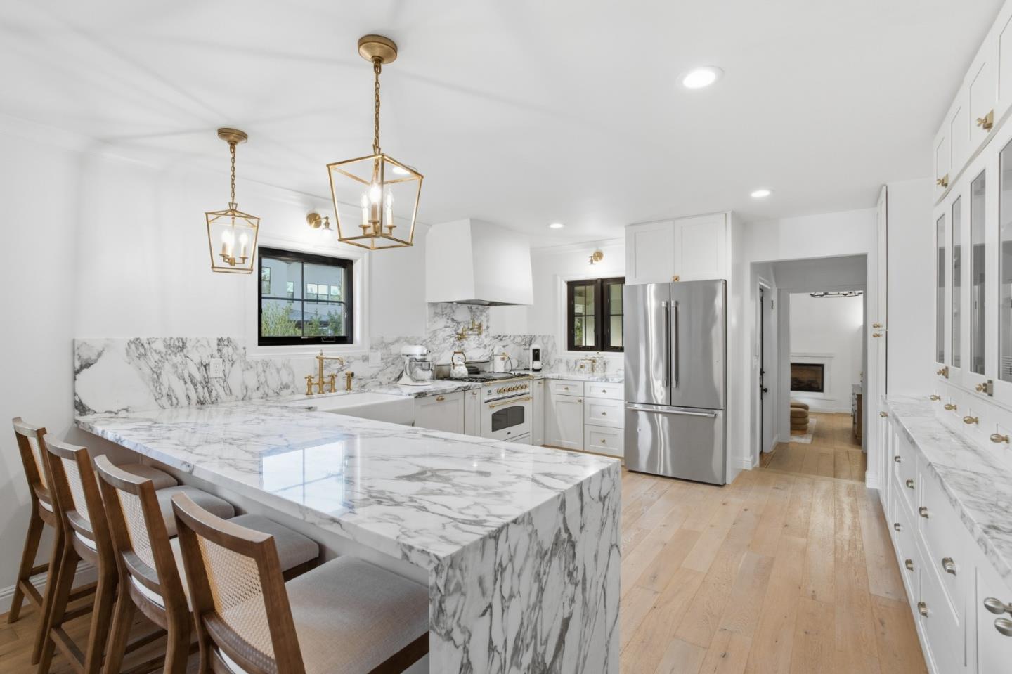 Detail Gallery Image 6 of 62 For 203 Santa Clara Ave, Redwood City,  CA 94061 - 3 Beds | 3 Baths