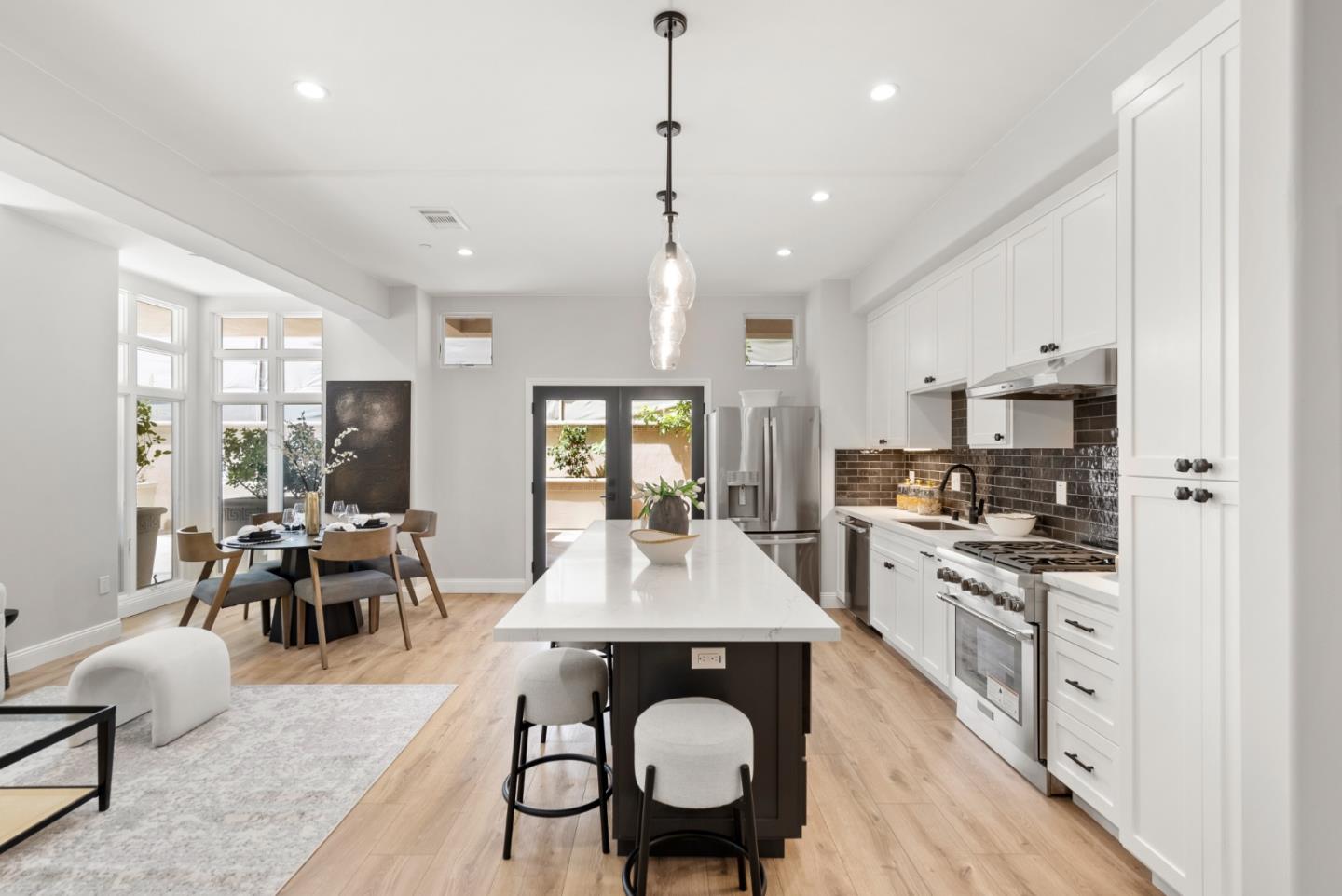 Detail Gallery Image 9 of 51 For 200 Sheridan Ave #305,  Palo Alto,  CA 94306 - 2 Beds | 2 Baths