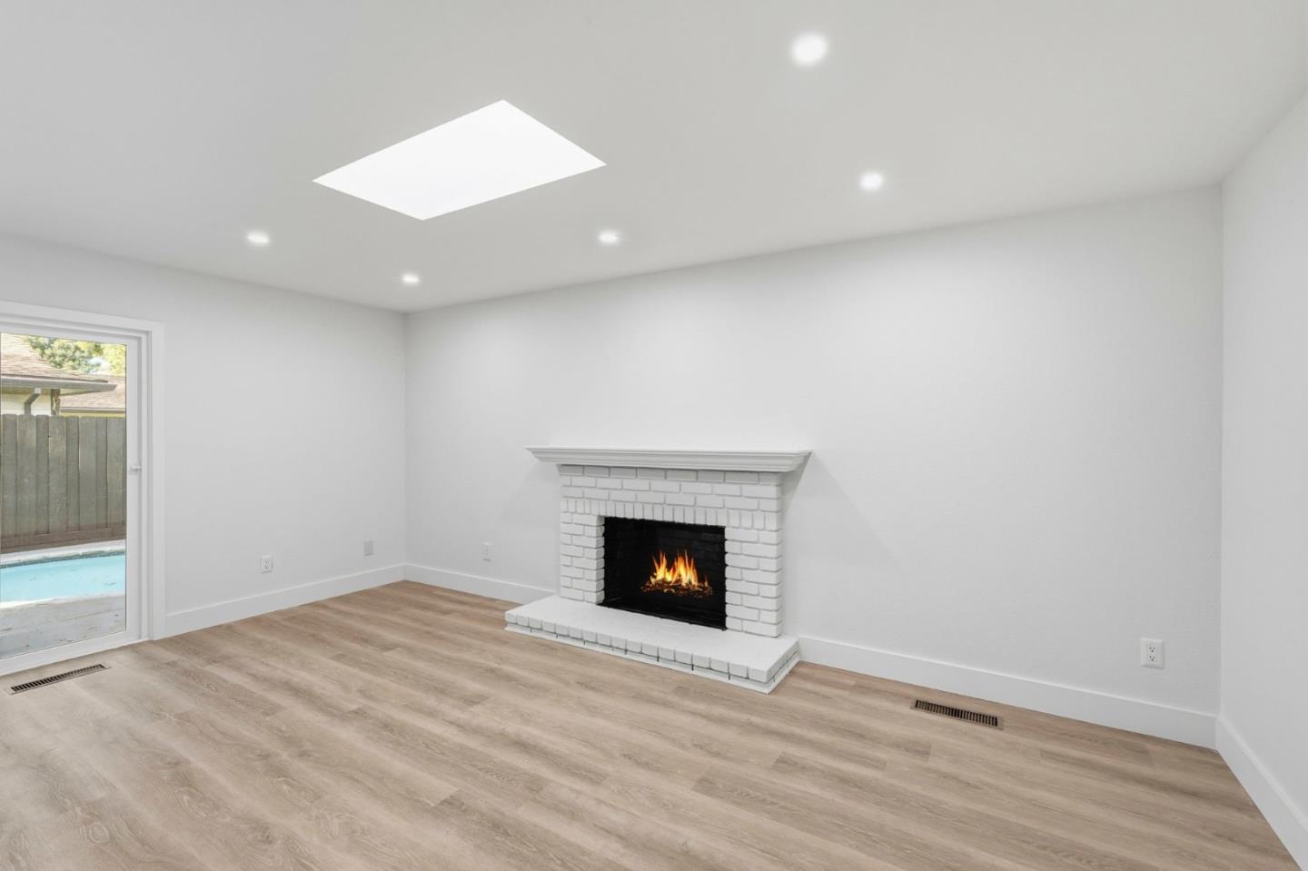 Detail Gallery Image 22 of 38 For 3405 Bellevue Dr, Modesto,  CA 95350 - 4 Beds | 2 Baths