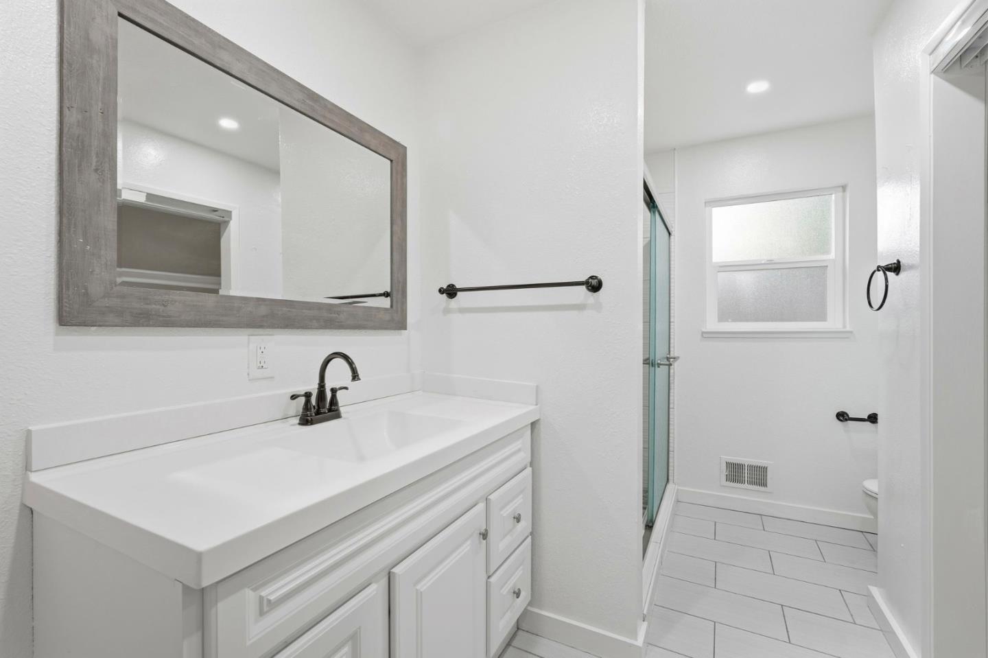 Detail Gallery Image 34 of 38 For 3405 Bellevue Dr, Modesto,  CA 95350 - 4 Beds | 2 Baths