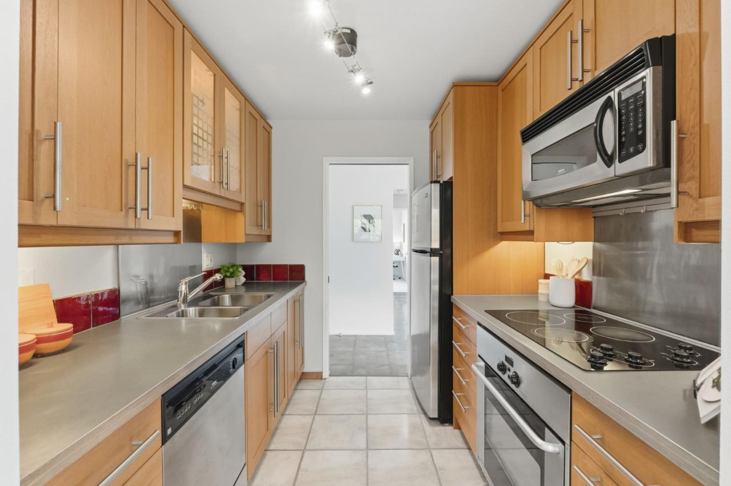 Detail Gallery Image 16 of 41 For 765 San Antonio Rd #88,  Palo Alto,  CA 94303 - 2 Beds | 2 Baths