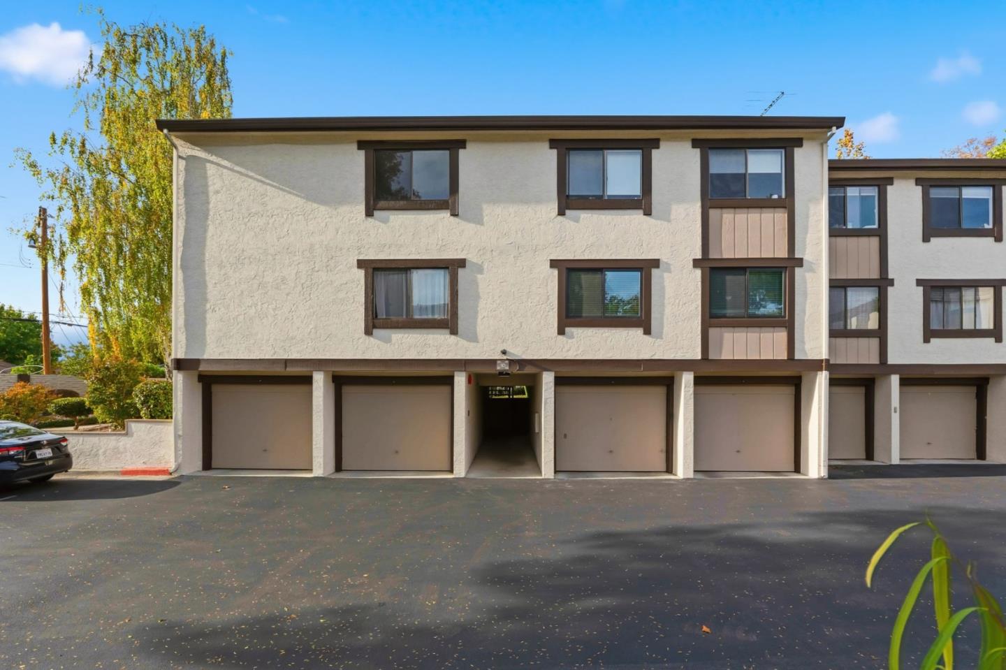 Detail Gallery Image 4 of 41 For 765 San Antonio Rd #88,  Palo Alto,  CA 94303 - 2 Beds | 2 Baths