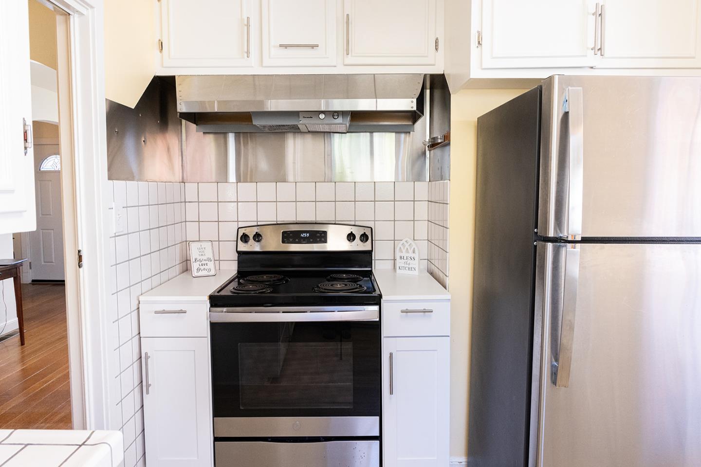 Detail Gallery Image 19 of 34 For 1541 Maple St, San Mateo,  CA 94402 - 2 Beds | 1 Baths