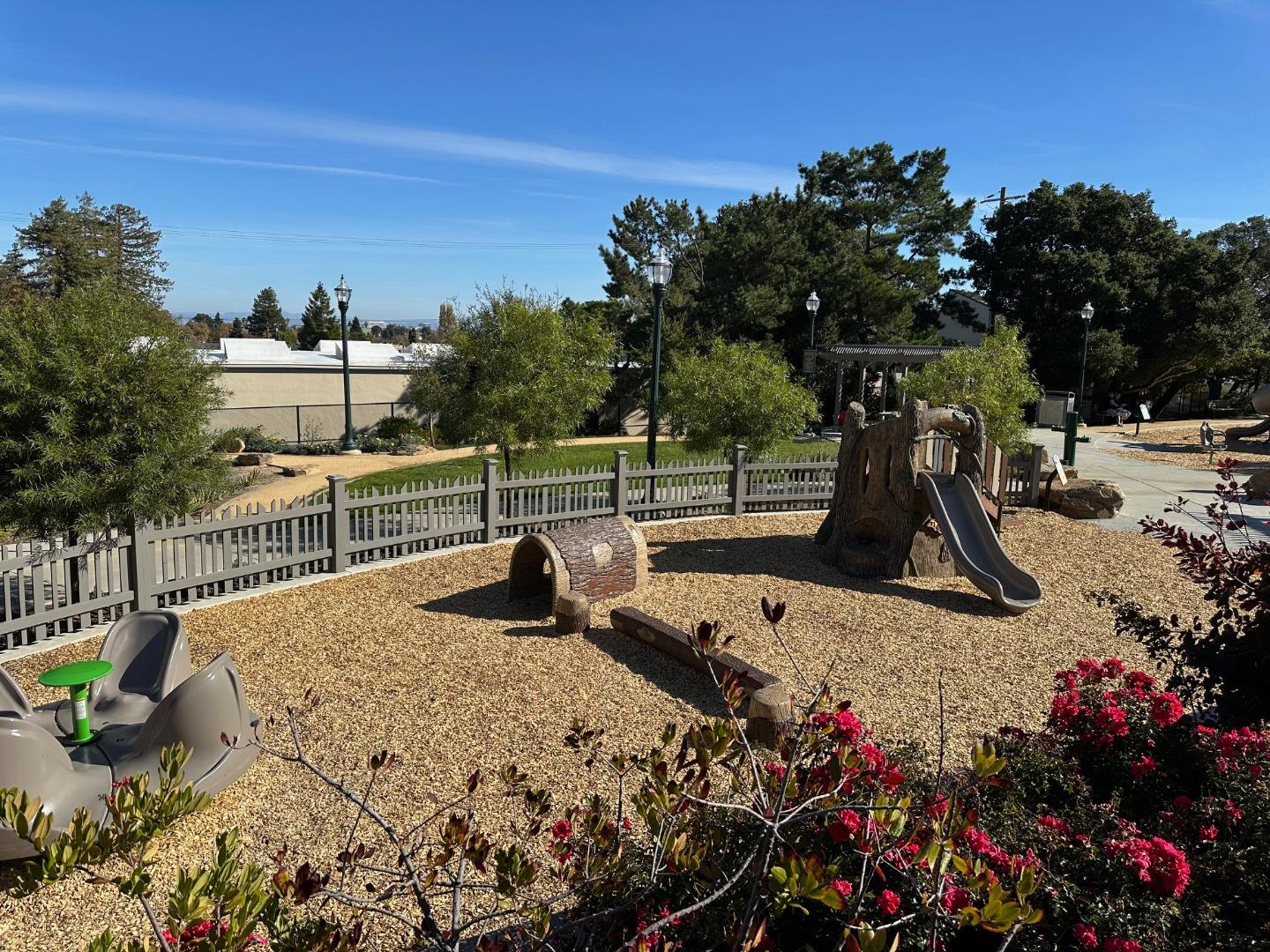 Detail Gallery Image 32 of 34 For 1541 Maple St, San Mateo,  CA 94402 - 2 Beds | 1 Baths