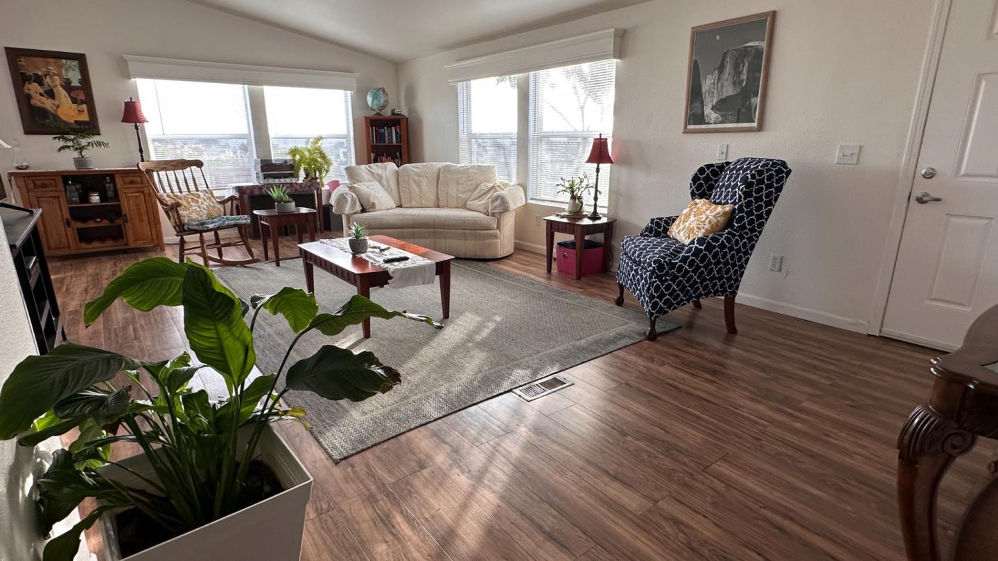 Detail Gallery Image 2 of 13 For 1900 California Highway 1 #92,  Moss Landing,  CA 95039 - 3 Beds | 2 Baths