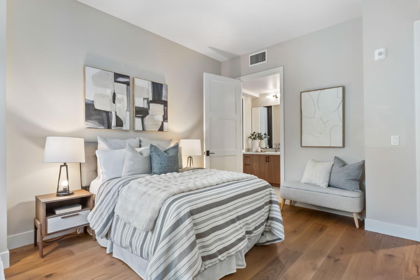 Detail Gallery Image 31 of 53 For 221 Hope St, Mountain View,  CA 94041 - 2 Beds | 2/1 Baths