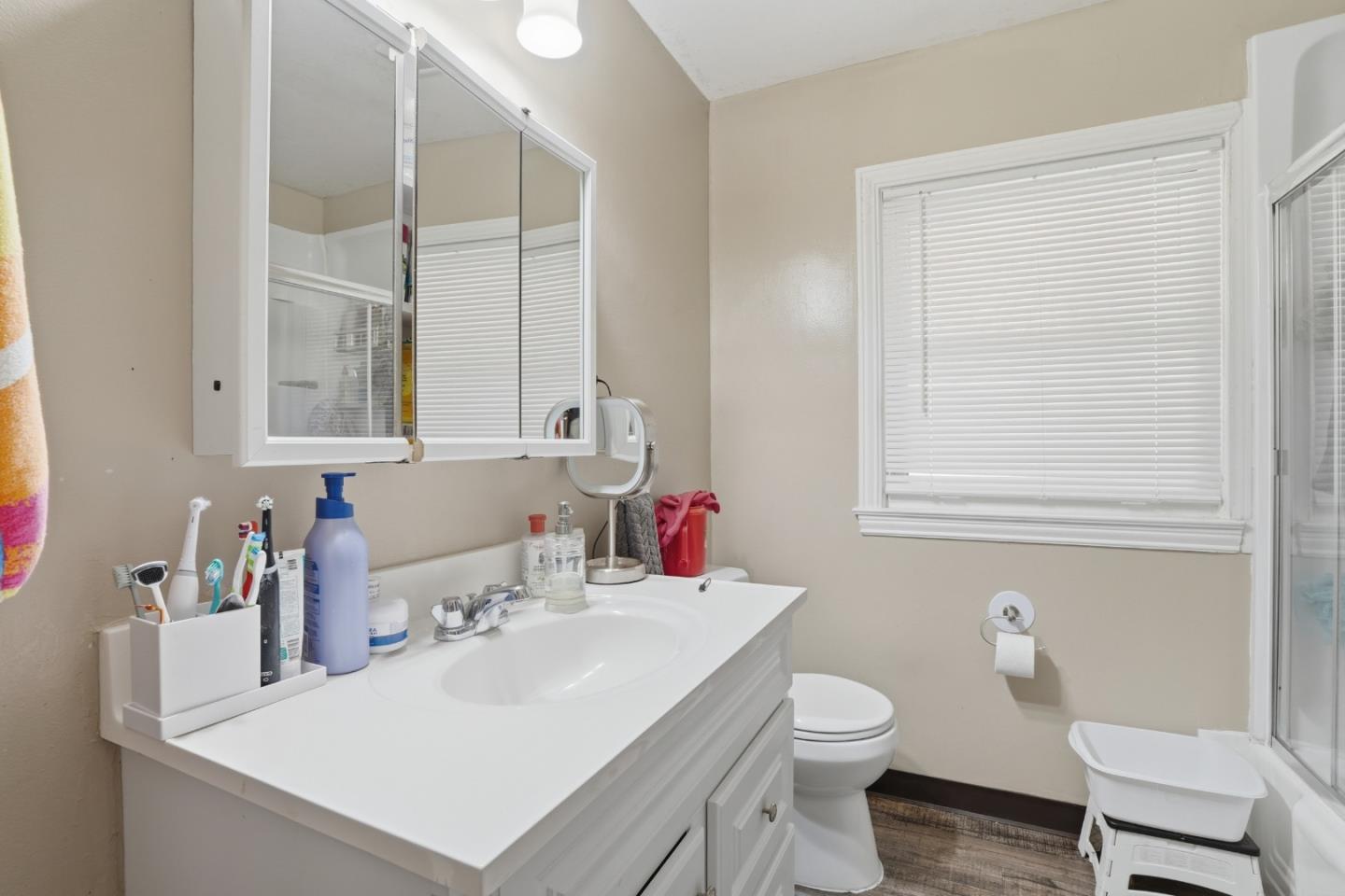 Detail Gallery Image 20 of 34 For 1908 Cooley Ave, East Palo Alto,  CA 94303 - 3 Beds | 1 Baths