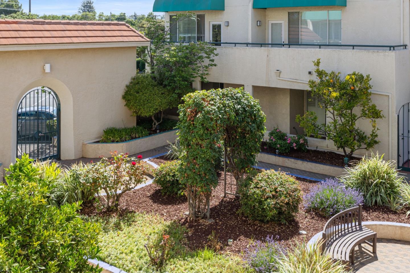 Detail Gallery Image 14 of 14 For 2573 Park Blvd #U204,  Palo Alto,  CA 94306 - 2 Beds | 2/1 Baths
