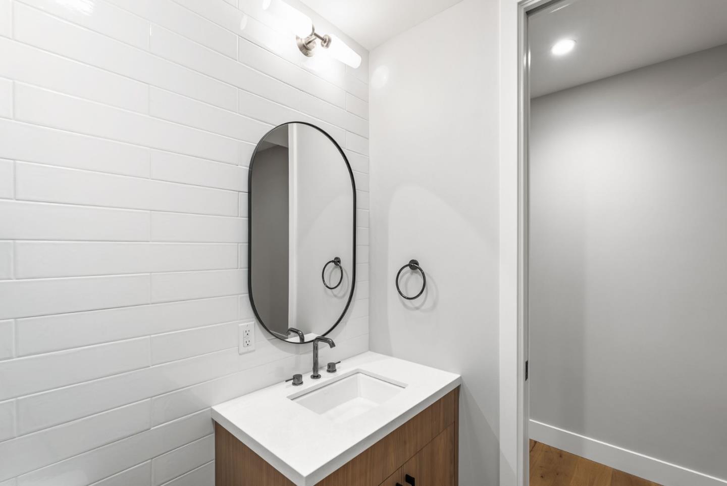 Detail Gallery Image 23 of 42 For 231 Hope St, Mountain View,  CA 94041 - 3 Beds | 3/1 Baths