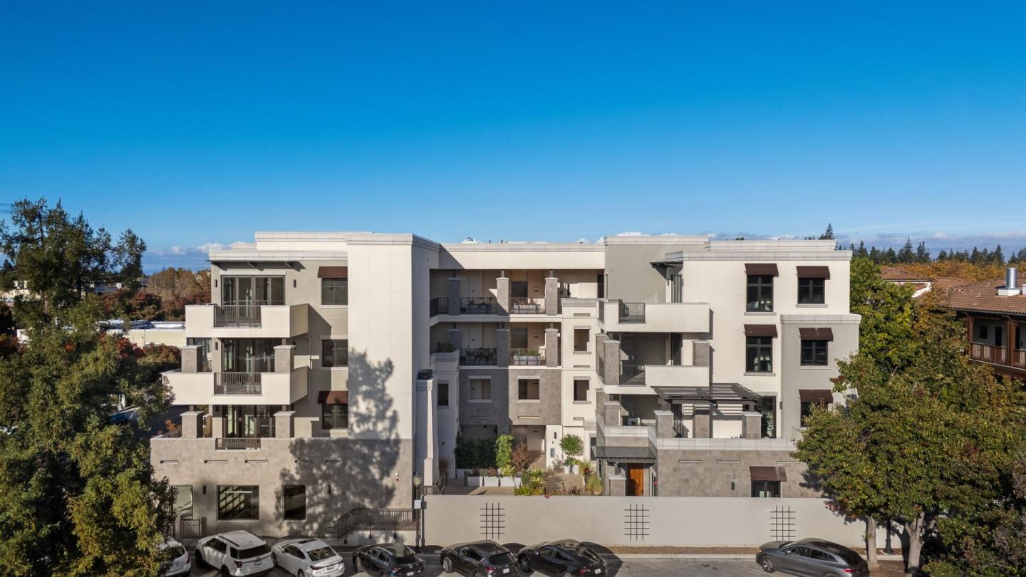 Detail Gallery Image 3 of 42 For 231 Hope St, Mountain View,  CA 94041 - 3 Beds | 3/1 Baths