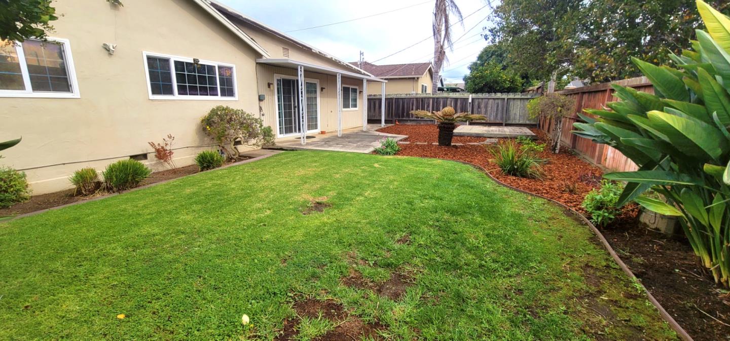 Detail Gallery Image 20 of 25 For 211 Primrose Dr, Salinas,  CA 93906 - 4 Beds | 3 Baths