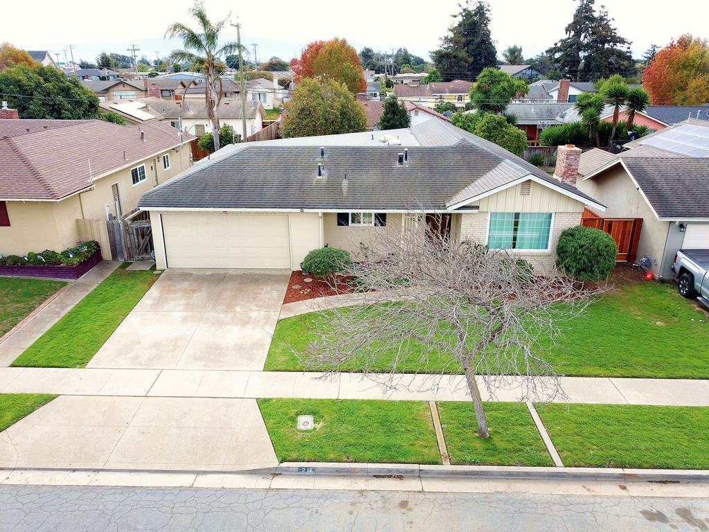 Detail Gallery Image 21 of 25 For 211 Primrose Dr, Salinas,  CA 93906 - 4 Beds | 3 Baths