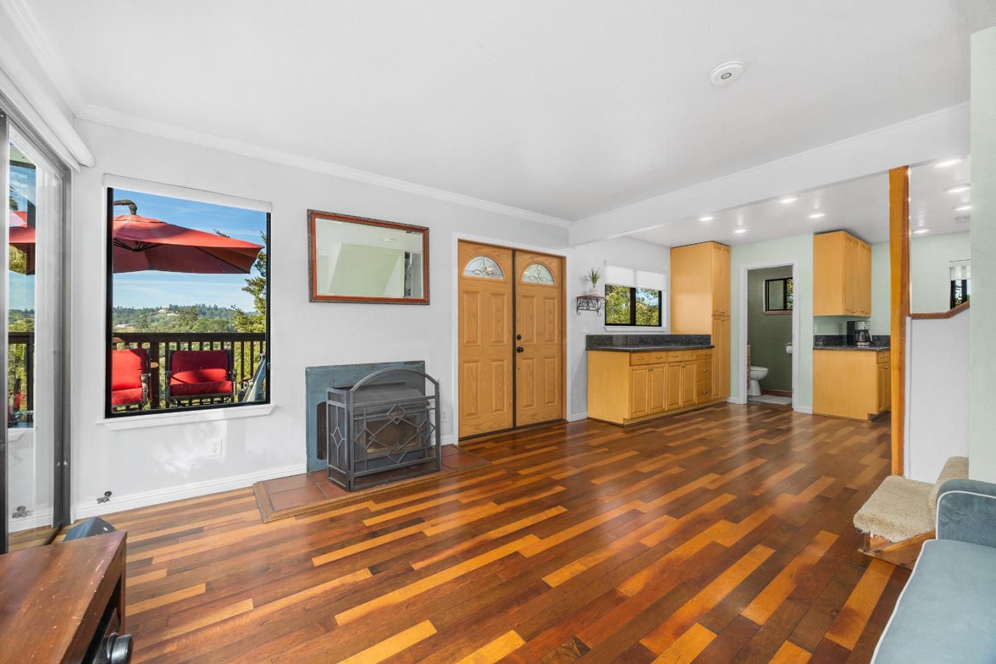 Detail Gallery Image 10 of 41 For 630 Encino Dr, Aptos,  CA 95003 - 3 Beds | 1/2 Baths