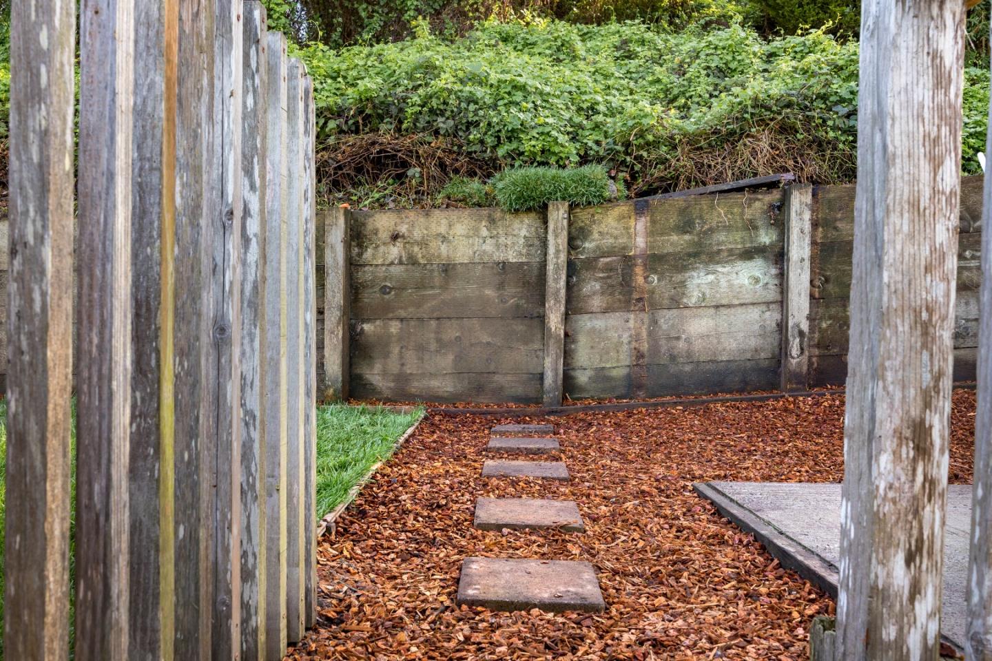 Detail Gallery Image 33 of 41 For 630 Encino Dr, Aptos,  CA 95003 - 3 Beds | 1/2 Baths