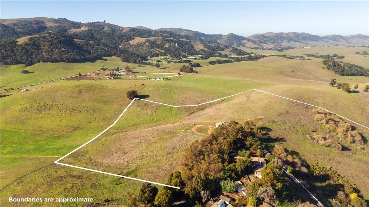 Detail Gallery Image 4 of 24 For 15 Stephens Dr, San Juan Bautista,  CA 95045 - – Beds | – Baths