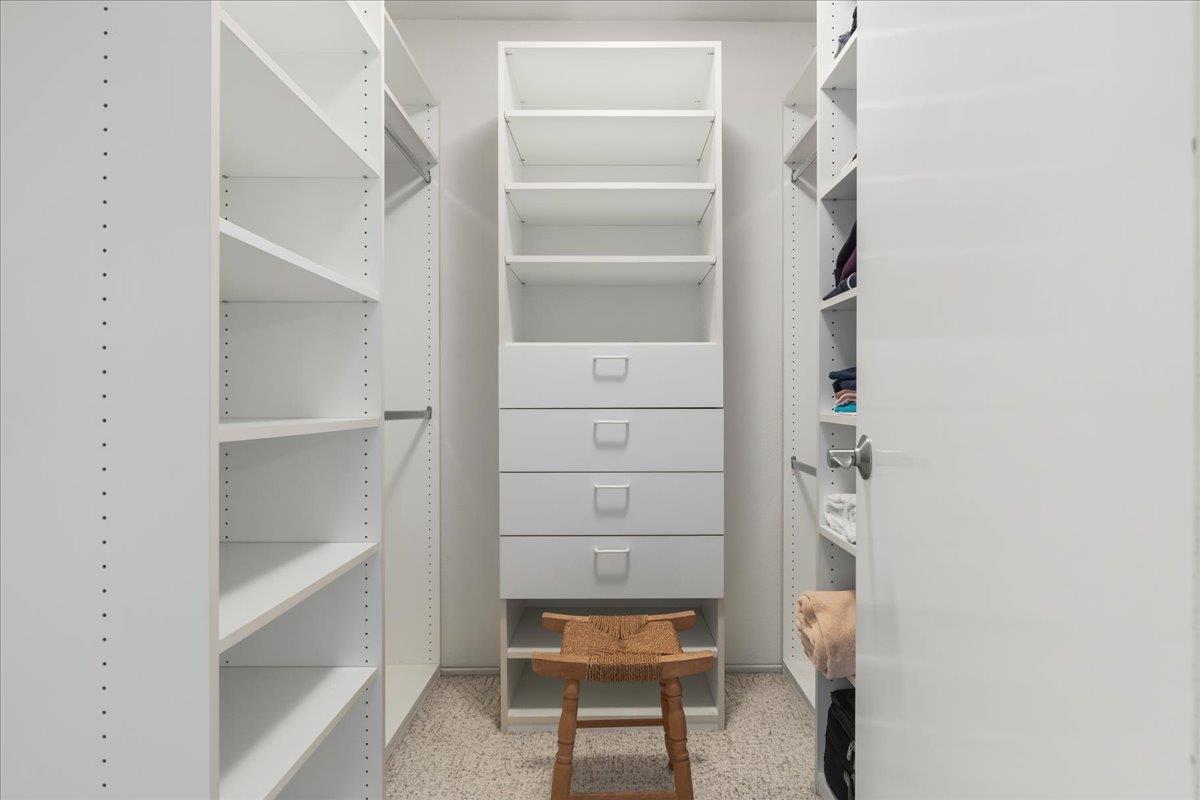 Detail Gallery Image 21 of 27 For 950 Boranda Ave #9,  Mountain View,  CA 94040 - 3 Beds | 2/1 Baths