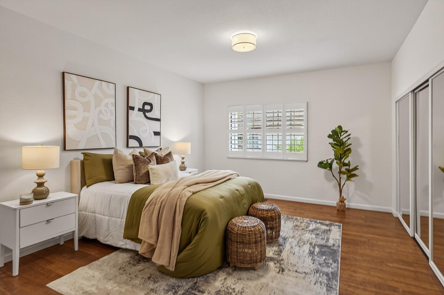Detail Gallery Image 13 of 23 For 490 Ives Ter, Sunnyvale,  CA 94087 - 3 Beds | 2/1 Baths