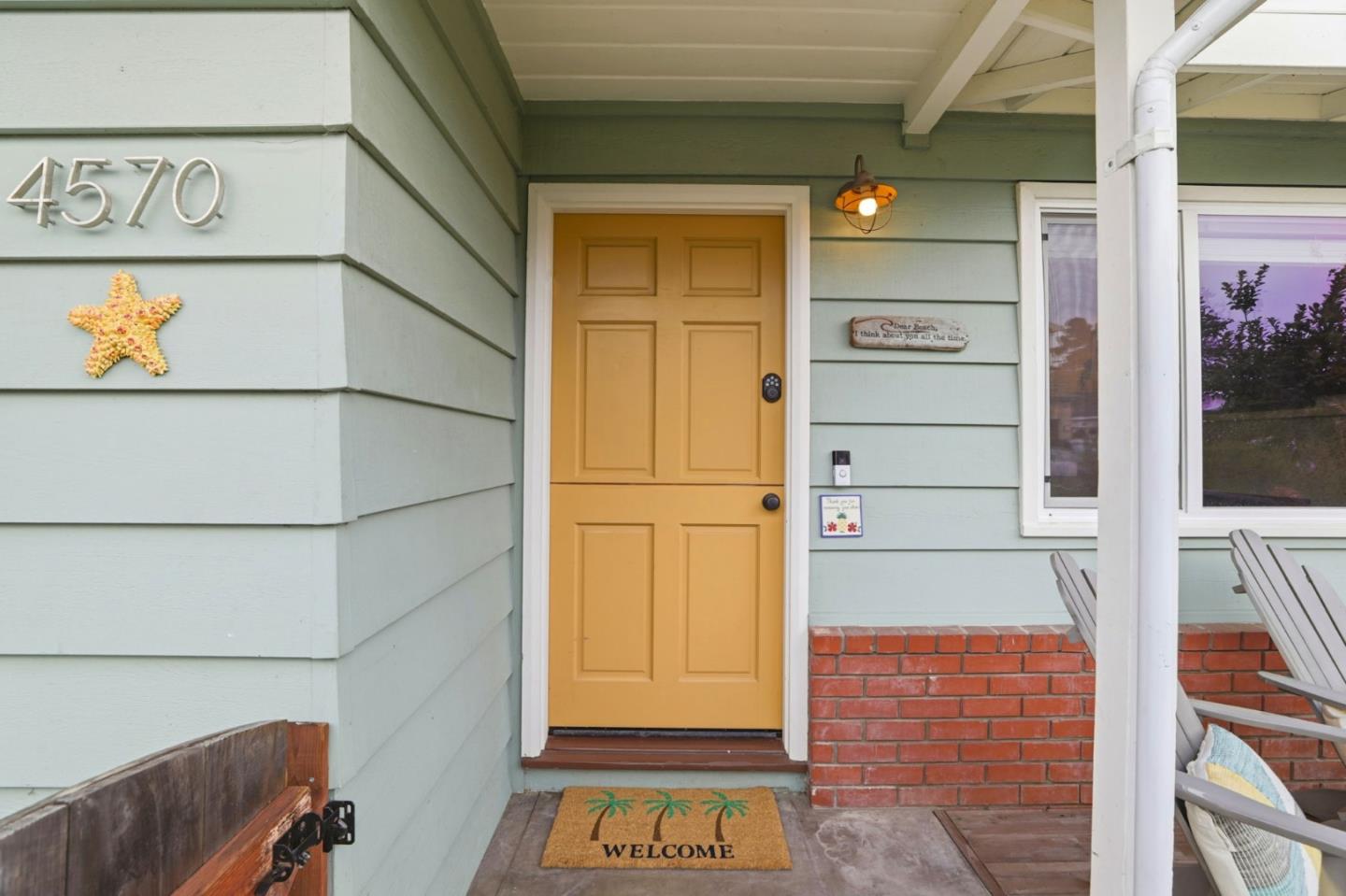 Detail Gallery Image 4 of 45 For 4570 Jewel St, Capitola,  CA 95010 - 2 Beds | 2 Baths