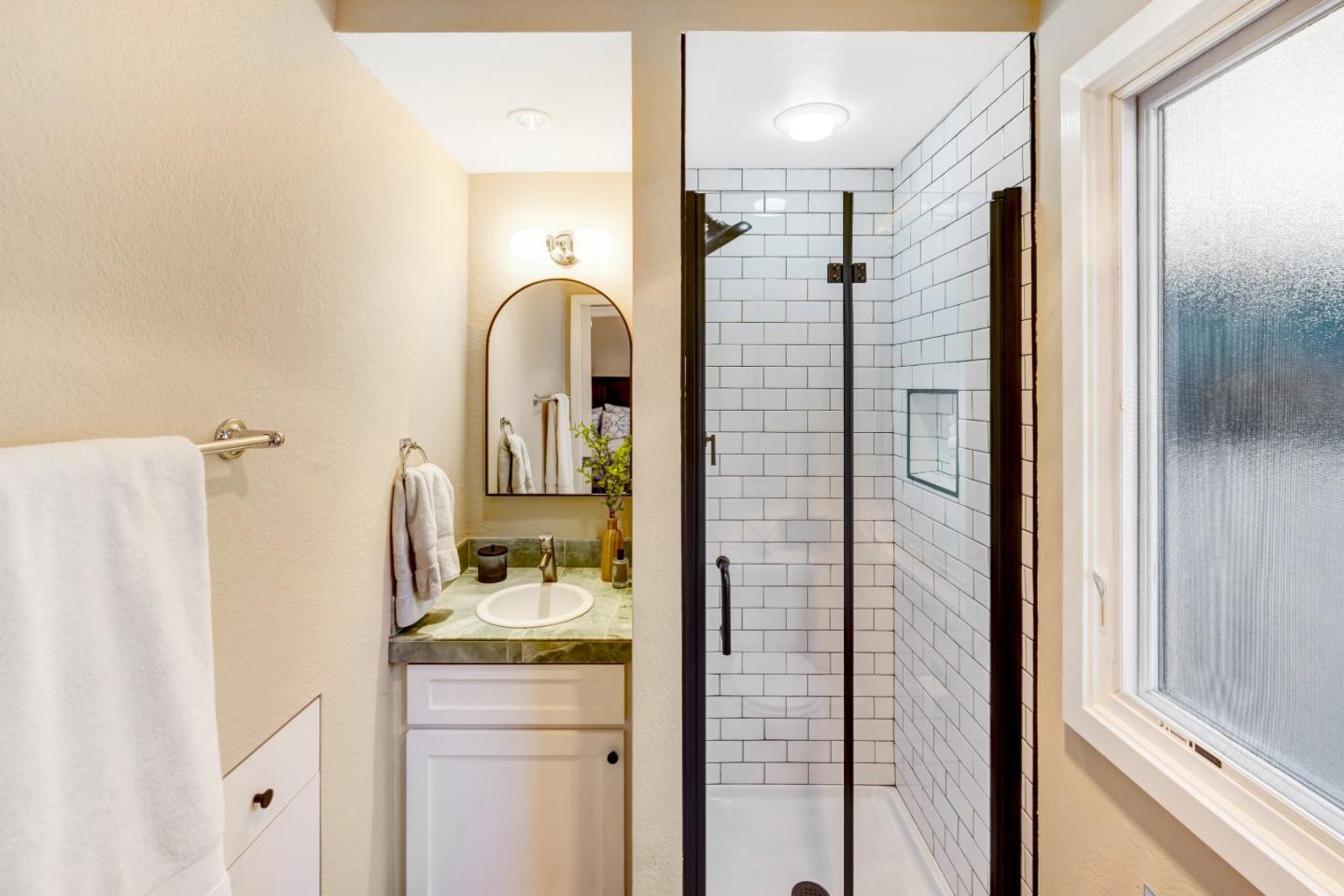 Detail Gallery Image 18 of 44 For 150 Terrace Way, Carmel Valley,  CA 93924 - 3 Beds | 3 Baths