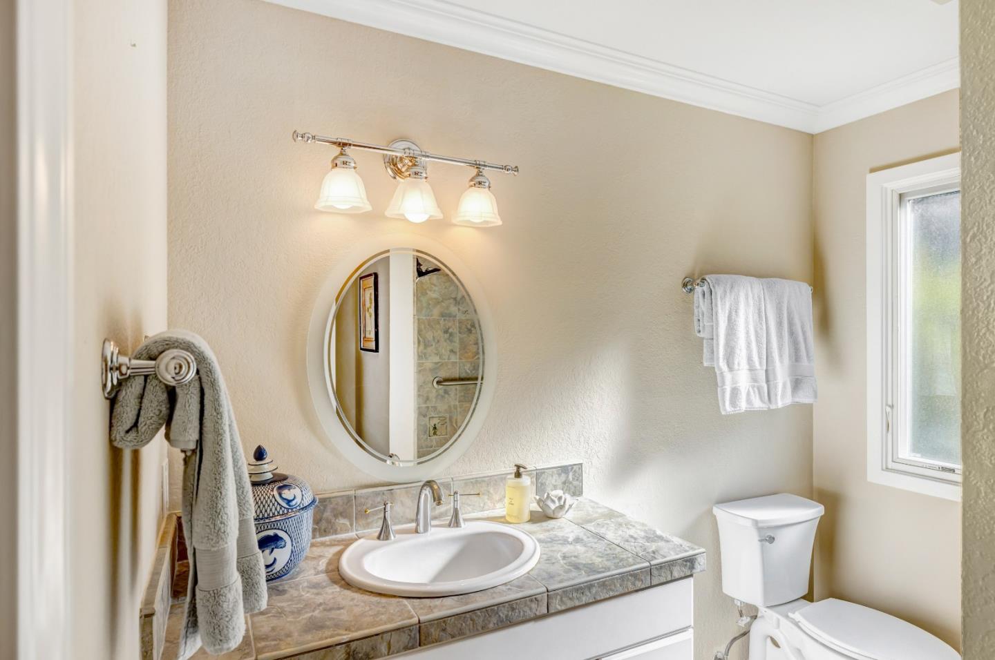 Detail Gallery Image 21 of 44 For 150 Terrace Way, Carmel Valley,  CA 93924 - 3 Beds | 3 Baths