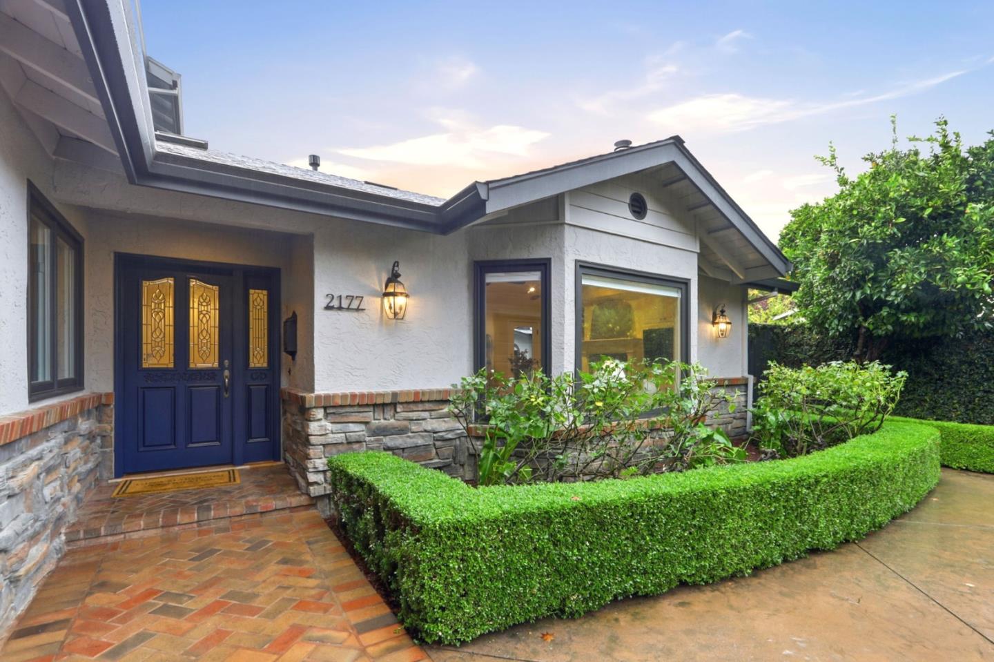 Detail Gallery Image 4 of 46 For 2177 Cheryl Way, San Jose,  CA 95125 - 5 Beds | 3 Baths