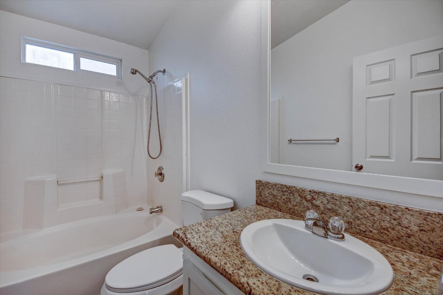 Detail Gallery Image 12 of 30 For 60 Wilson Way #117,  Milpitas,  CA 95035 - 3 Beds | 2 Baths