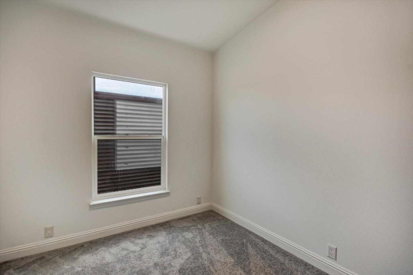 Detail Gallery Image 14 of 30 For 60 Wilson Way #117,  Milpitas,  CA 95035 - 3 Beds | 2 Baths