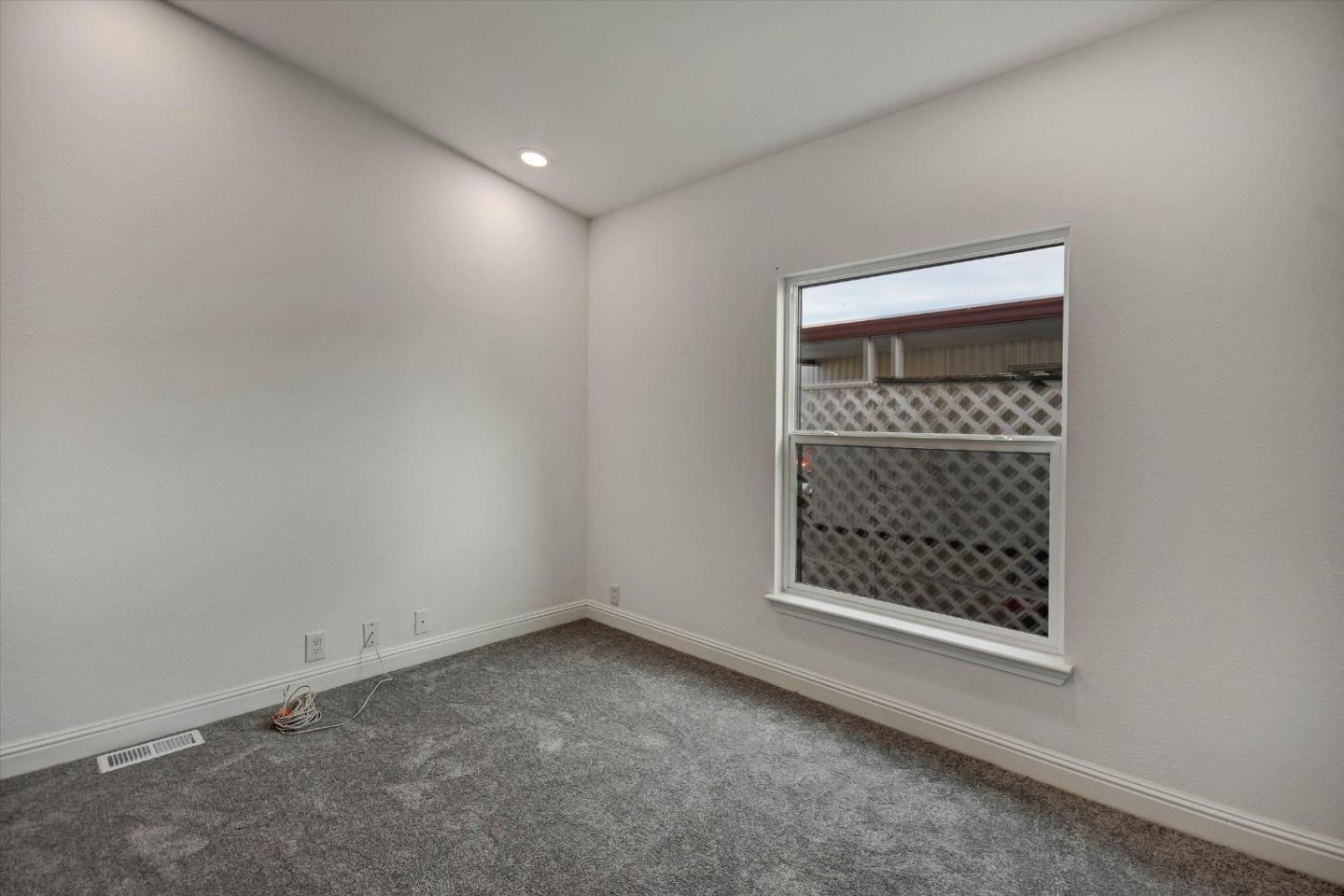 Detail Gallery Image 17 of 30 For 60 Wilson Way #117,  Milpitas,  CA 95035 - 3 Beds | 2 Baths