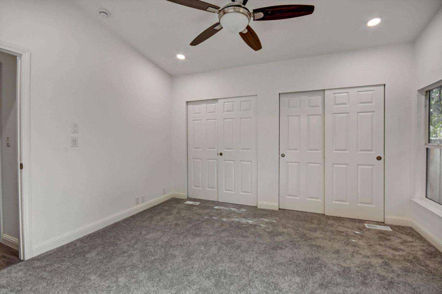 Detail Gallery Image 8 of 30 For 60 Wilson Way #117,  Milpitas,  CA 95035 - 3 Beds | 2 Baths