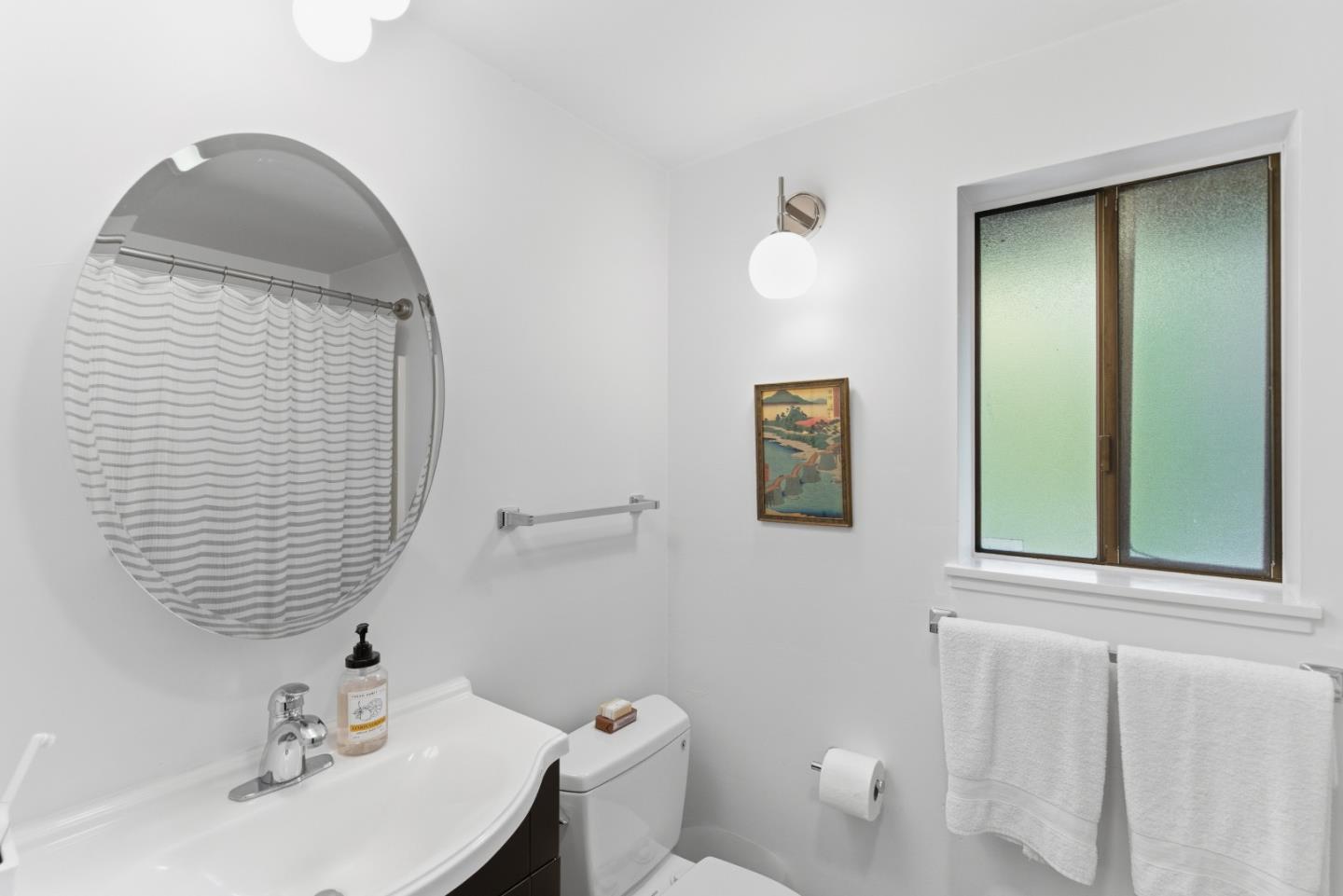 Detail Gallery Image 29 of 38 For 2343 Arrowhead Dr, Oakland,  CA 94611 - 3 Beds | 2/1 Baths