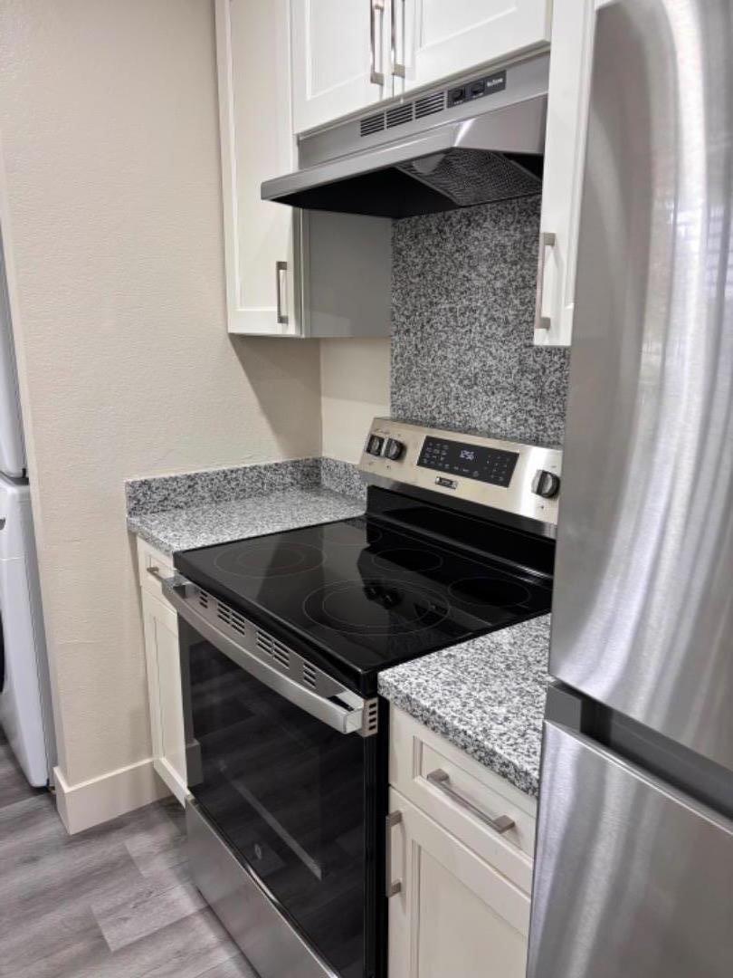 Detail Gallery Image 11 of 19 For 1843 Cherokee Dr #4,  Salinas,  CA 93906 - 1 Beds | 1 Baths