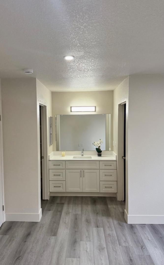 Detail Gallery Image 16 of 19 For 1843 Cherokee Dr #4,  Salinas,  CA 93906 - 1 Beds | 1 Baths