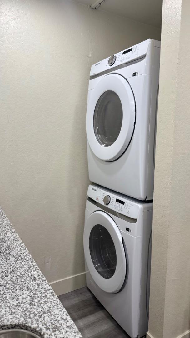 Detail Gallery Image 9 of 19 For 1843 Cherokee Dr #4,  Salinas,  CA 93906 - 1 Beds | 1 Baths