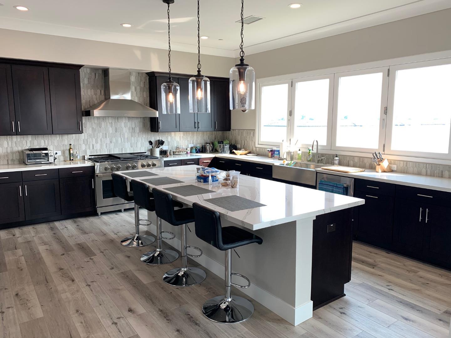 Detail Gallery Image 6 of 23 For 98 Edgewater, Bethel Island,  CA 94511 - 4 Beds | 5 Baths