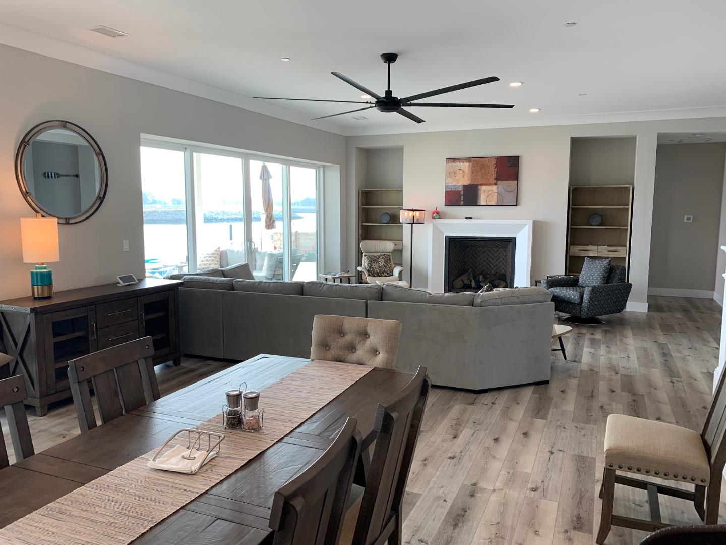 Detail Gallery Image 9 of 23 For 98 Edgewater, Bethel Island,  CA 94511 - 4 Beds | 5 Baths