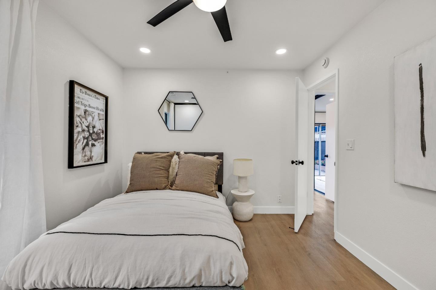 Detail Gallery Image 22 of 32 For 205 Red Oak Dr #M,  Sunnyvale,  CA 94086 - 2 Beds | 1 Baths