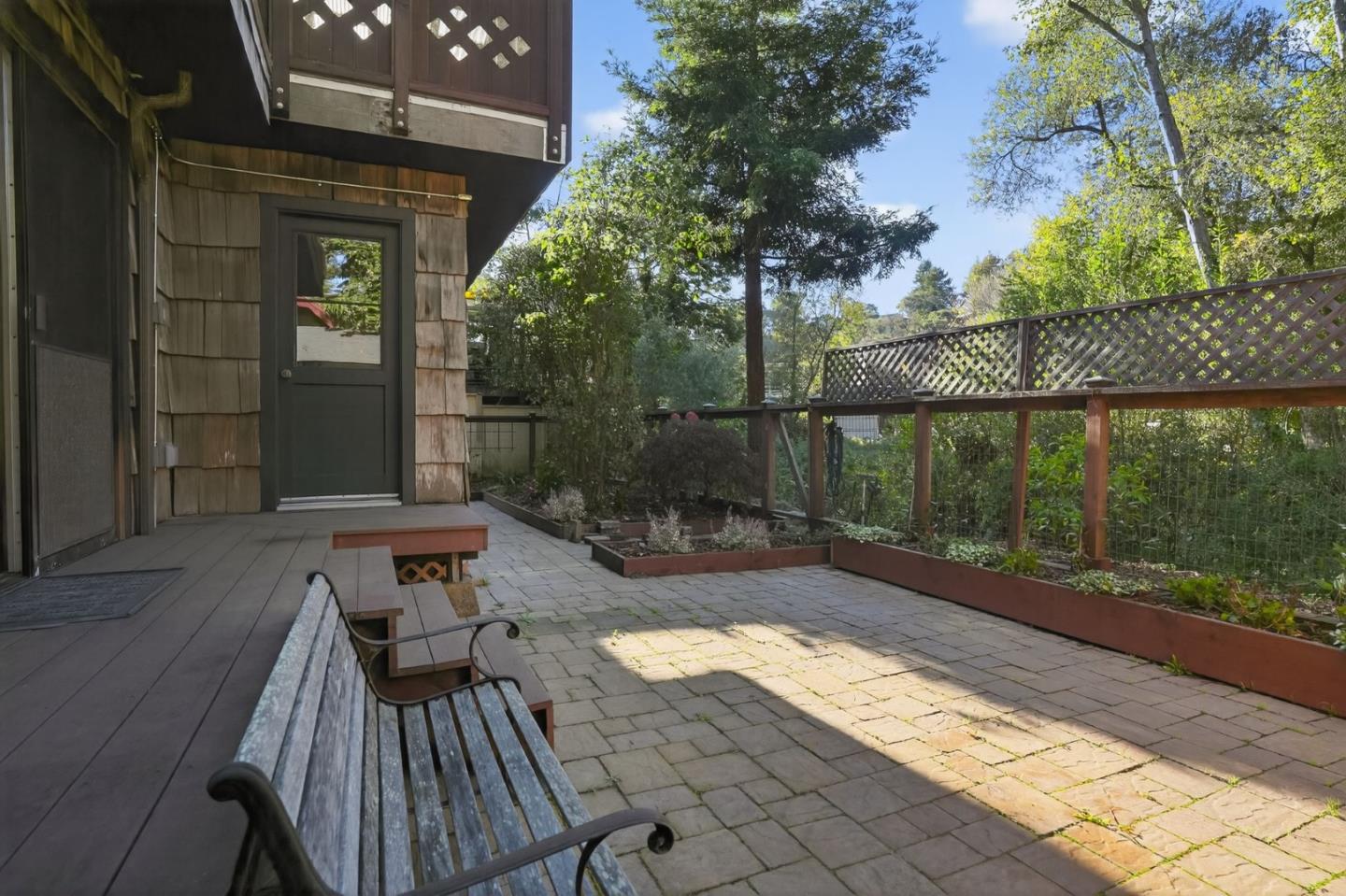 Detail Gallery Image 4 of 29 For 307 Moosehead Dr, Aptos,  CA 95003 - 4 Beds | 2 Baths