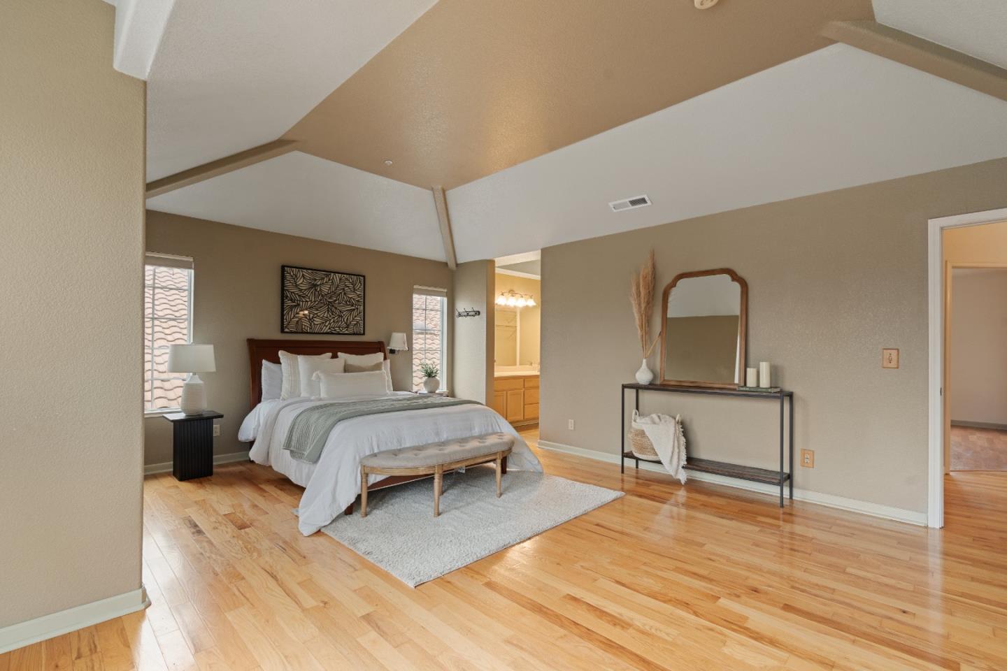 Detail Gallery Image 35 of 60 For 1258 De Cunha Ct, Salinas,  CA 93906 - 5 Beds | 3 Baths