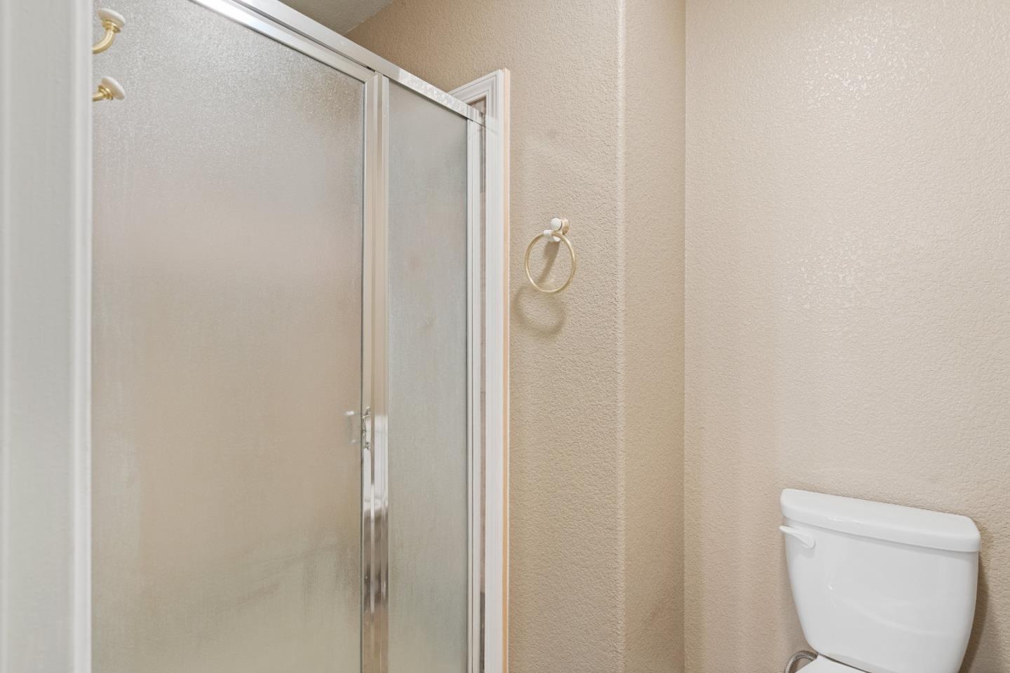 Detail Gallery Image 40 of 60 For 1258 De Cunha Ct, Salinas,  CA 93906 - 5 Beds | 3 Baths