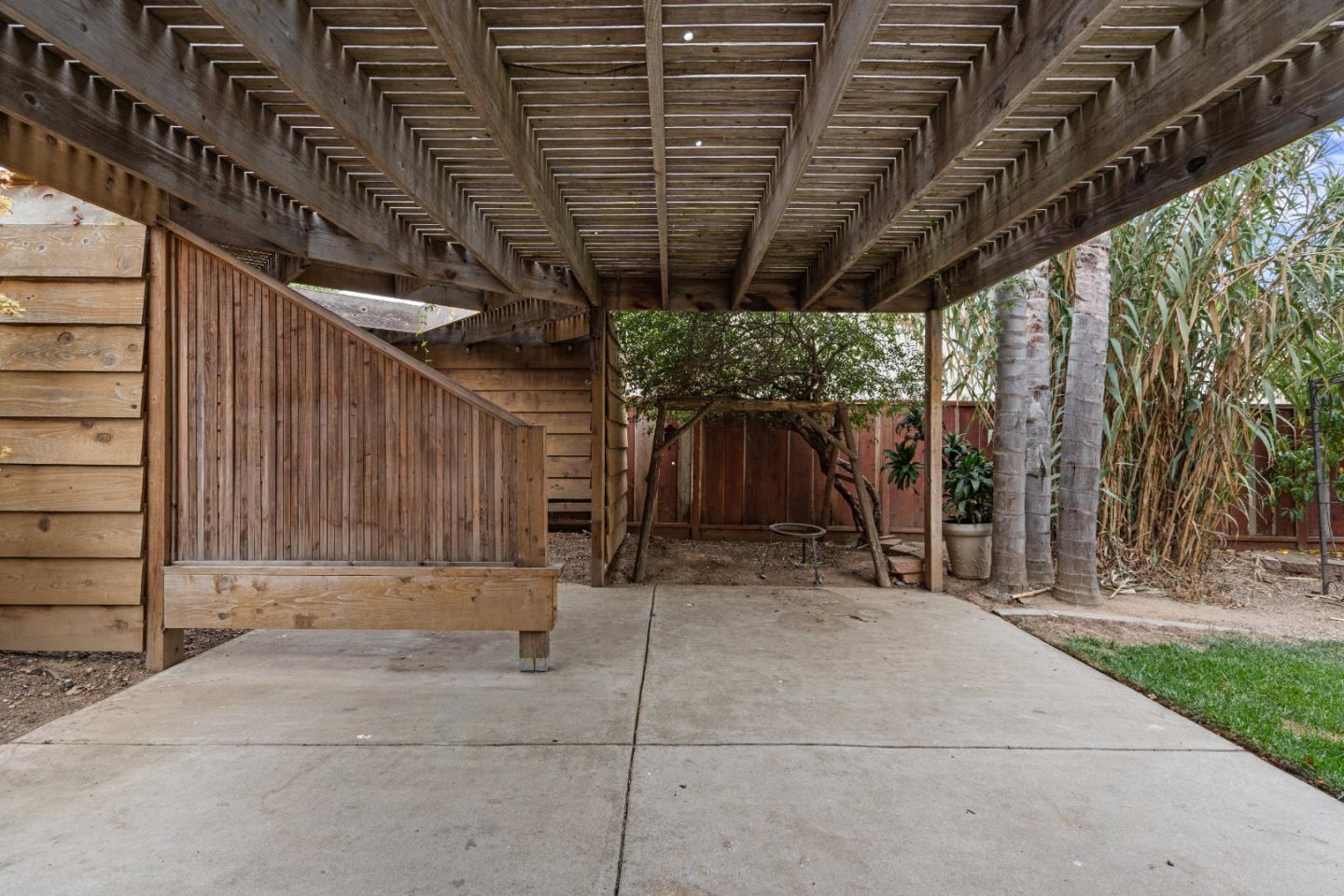 Detail Gallery Image 51 of 60 For 1258 De Cunha Ct, Salinas,  CA 93906 - 5 Beds | 3 Baths