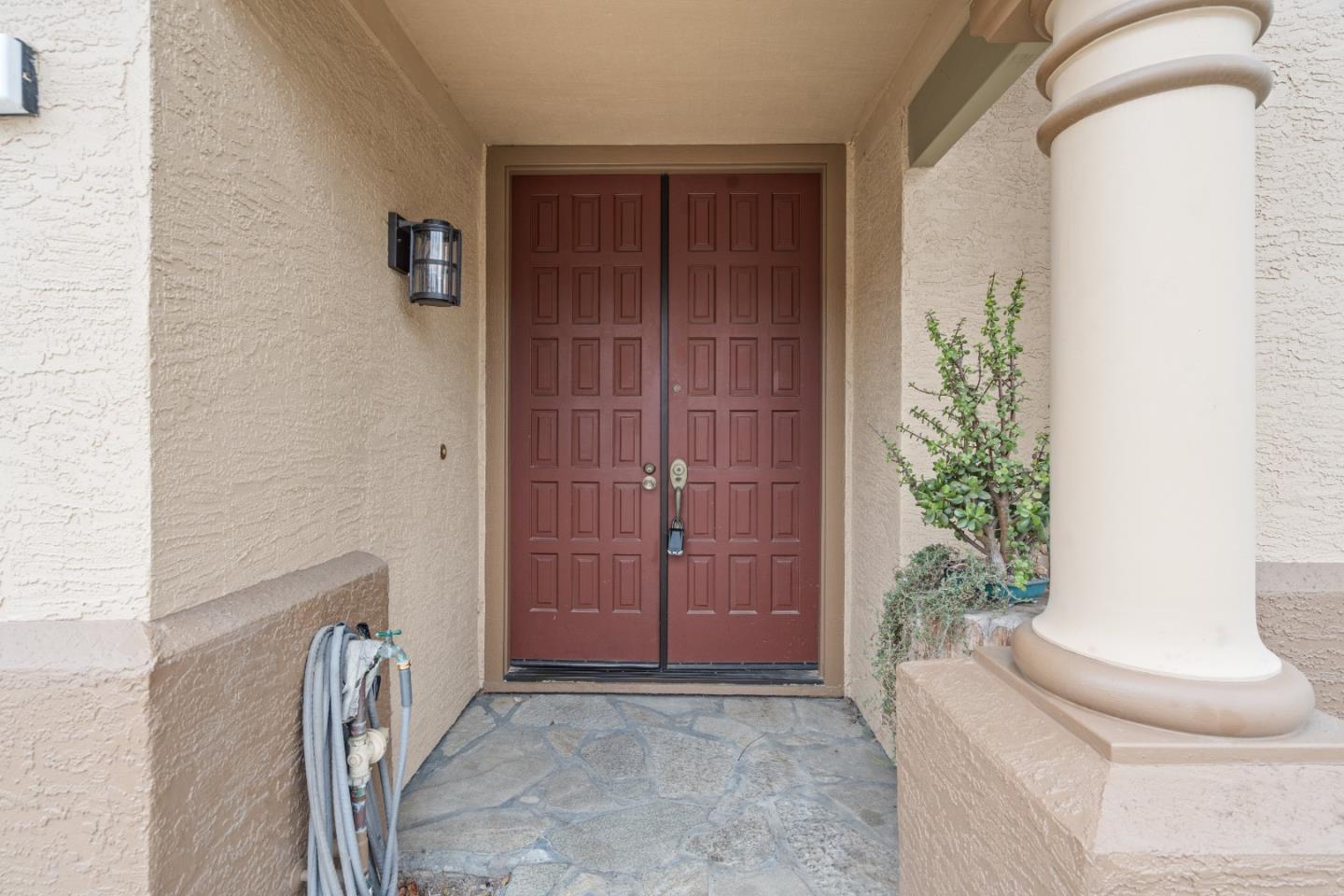 Detail Gallery Image 7 of 60 For 1258 De Cunha Ct, Salinas,  CA 93906 - 5 Beds | 3 Baths