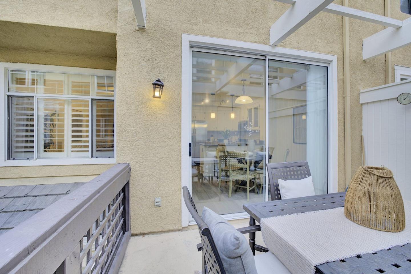 Detail Gallery Image 22 of 48 For 441 Camille Cir #13,  San Jose,  CA 95134 - 3 Beds | 2/1 Baths