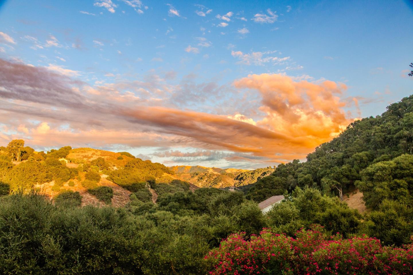Detail Gallery Image 27 of 28 For 412 Corral De Tierra Rd, Salinas,  CA 93908 - 2 Beds | 3 Baths