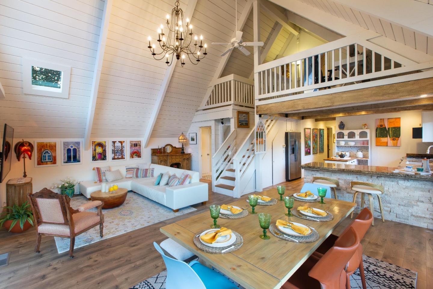 Detail Gallery Image 5 of 28 For 412 Corral De Tierra Rd, Salinas,  CA 93908 - 2 Beds | 3 Baths