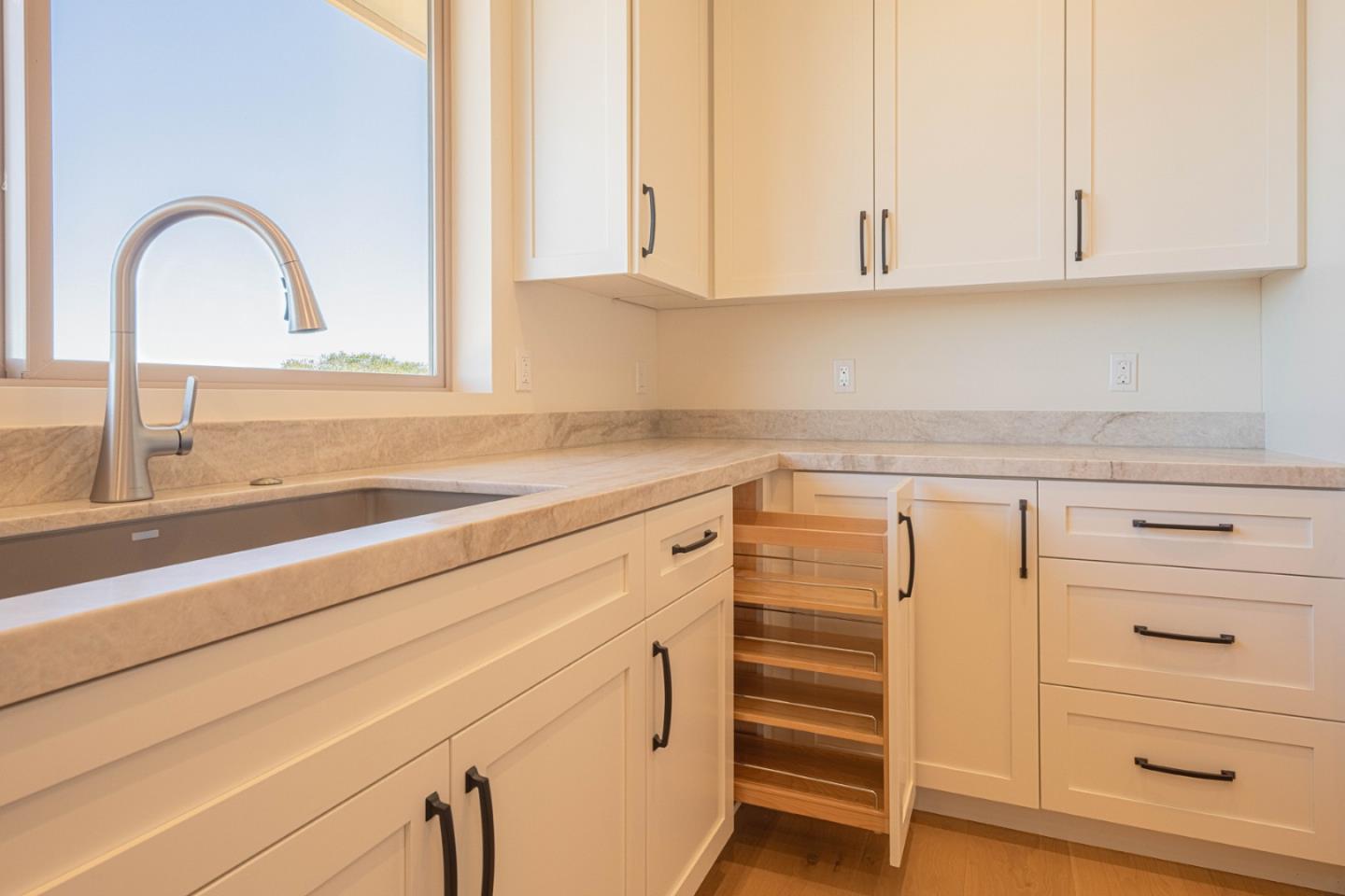 Detail Gallery Image 19 of 43 For 26131 Laureles Grade Rd, Carmel Valley,  CA 93924 - 3 Beds | 2/1 Baths