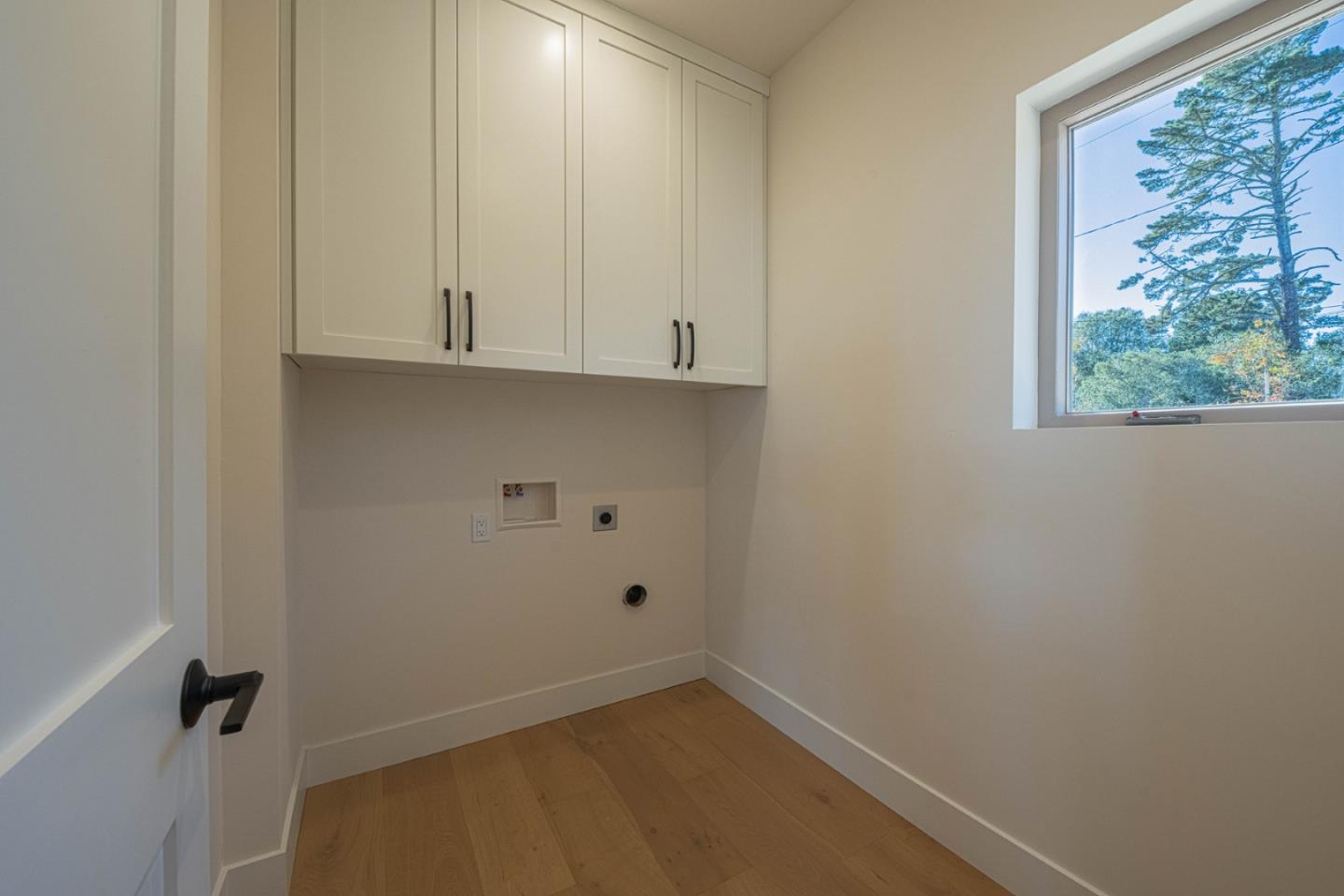 Detail Gallery Image 20 of 43 For 26131 Laureles Grade Rd, Carmel Valley,  CA 93924 - 3 Beds | 2/1 Baths