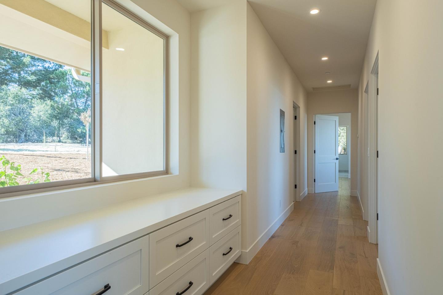 Detail Gallery Image 22 of 43 For 26131 Laureles Grade Rd, Carmel Valley,  CA 93924 - 3 Beds | 2/1 Baths