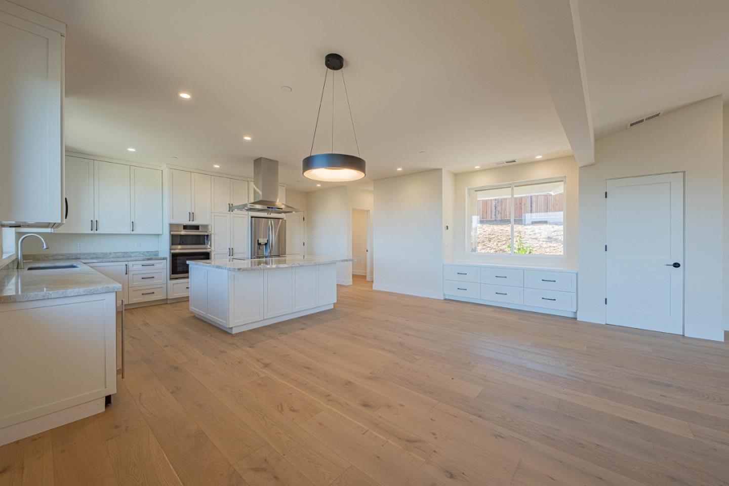 Detail Gallery Image 10 of 43 For 26135 Laureles Grade, Carmel Valley,  CA 93924 - 3 Beds | 2/1 Baths