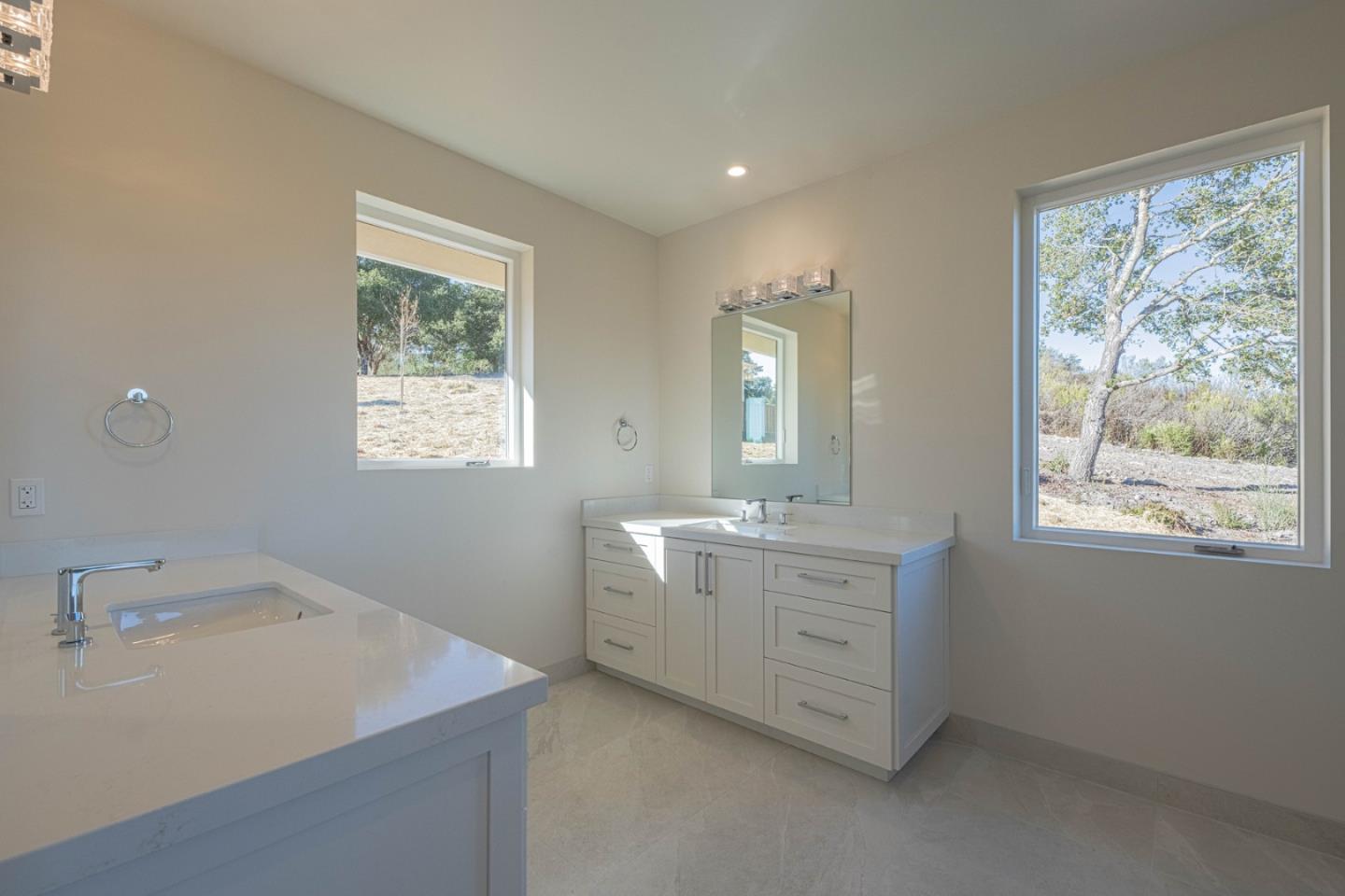 Detail Gallery Image 25 of 43 For 26135 Laureles Grade, Carmel Valley,  CA 93924 - 3 Beds | 2/1 Baths